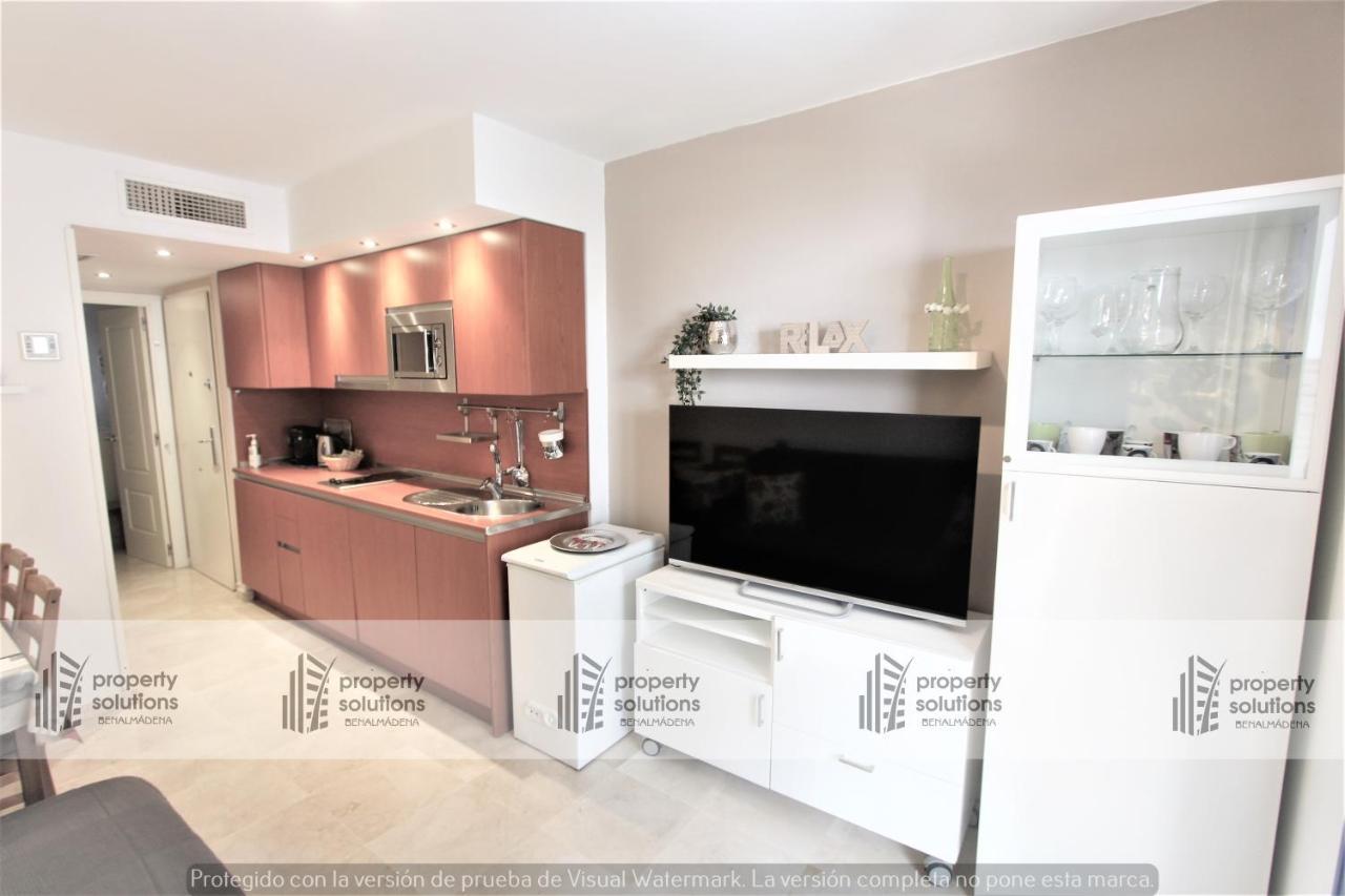 Los Patos I Apartamentos - Segunda Linea De Playa - Parking Gratis - Piscina Benalmádena Eksteriør billede